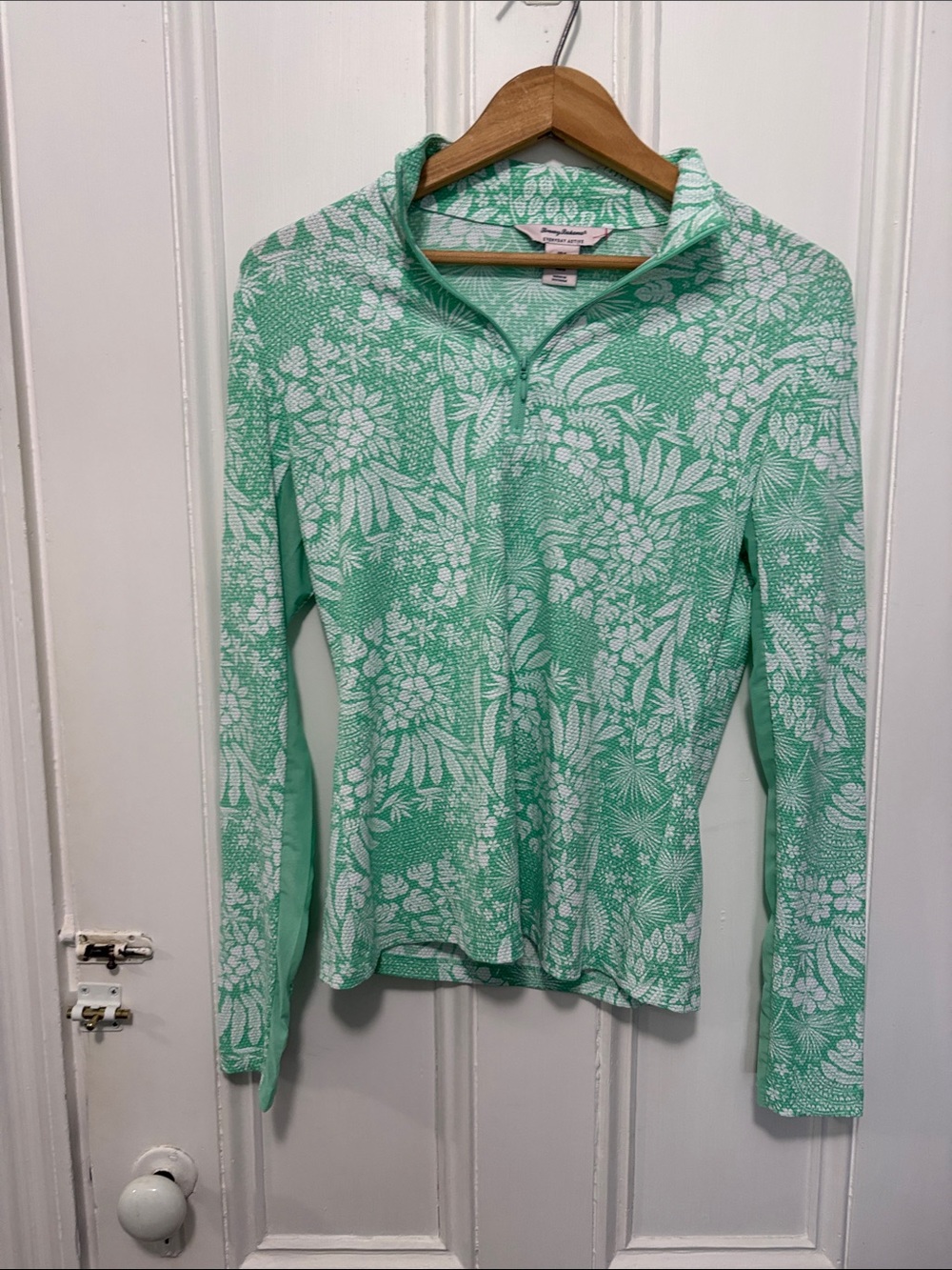 Tommy Bahama Mint Green Floral Quarter-Zip Long Sleeve Top